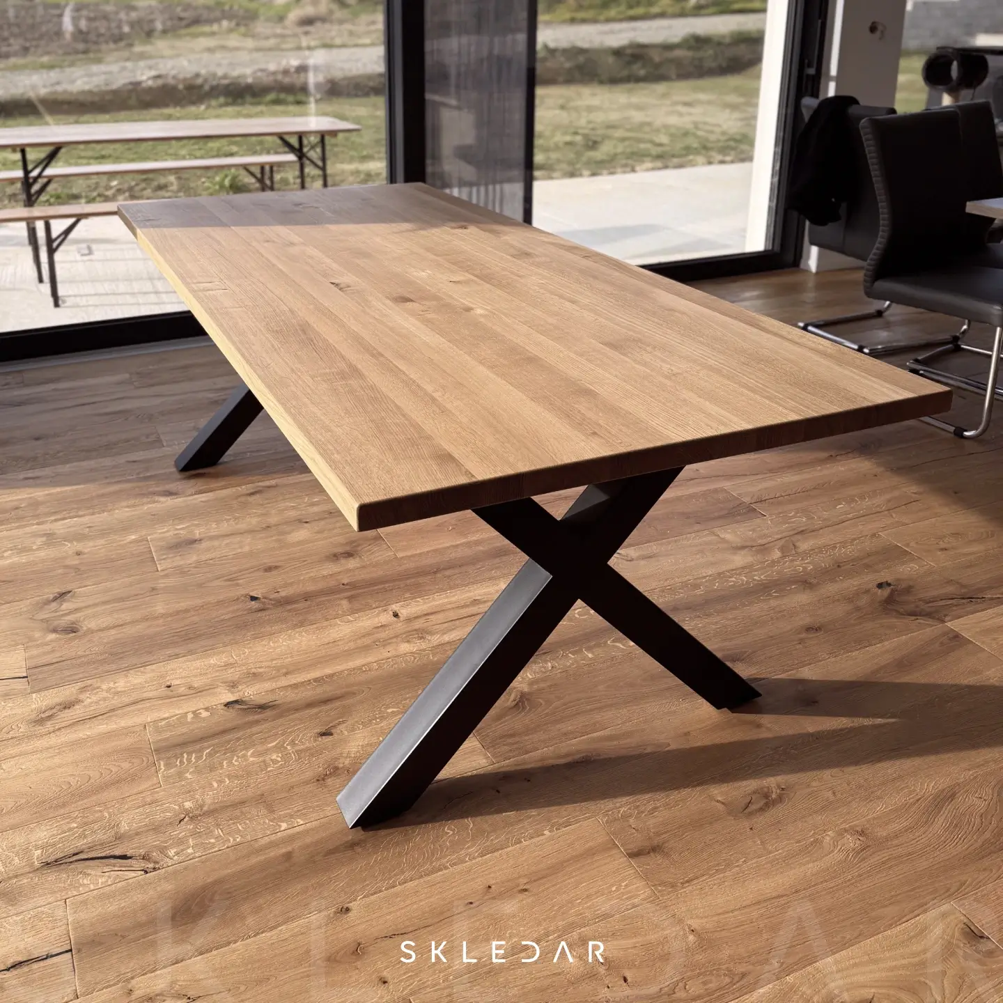 Podnožje za mizo X Skledar