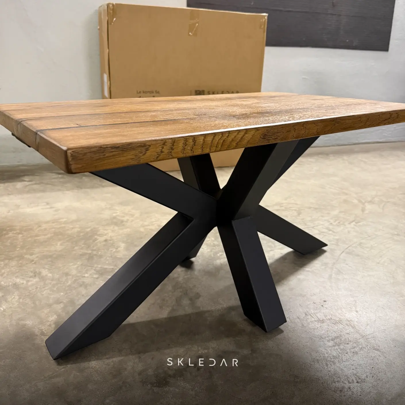 Noge za klubsko mizo zvezda